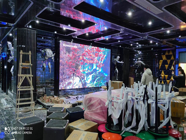 潍坊市室内P2.5全彩显示屏